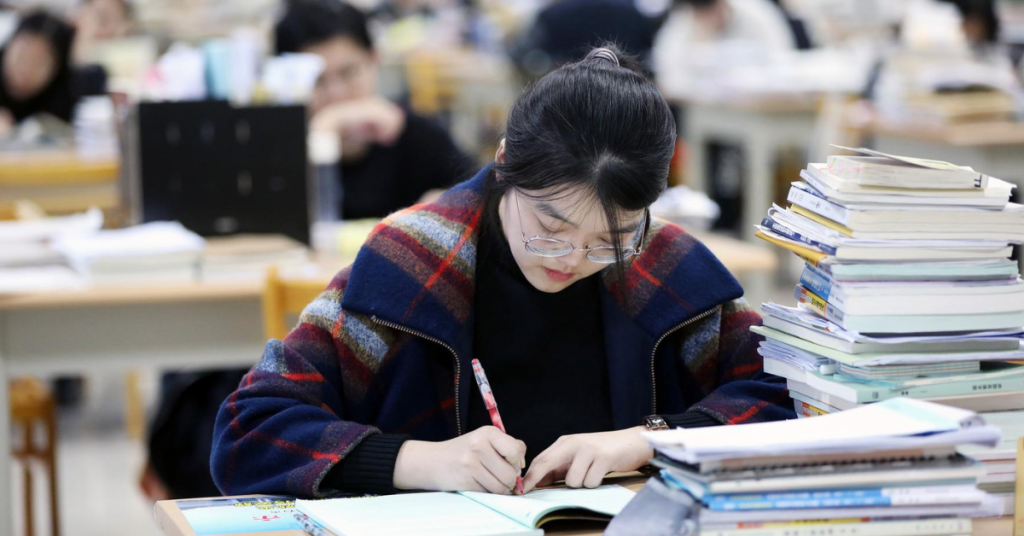 Mengerjakan Skripsi di China